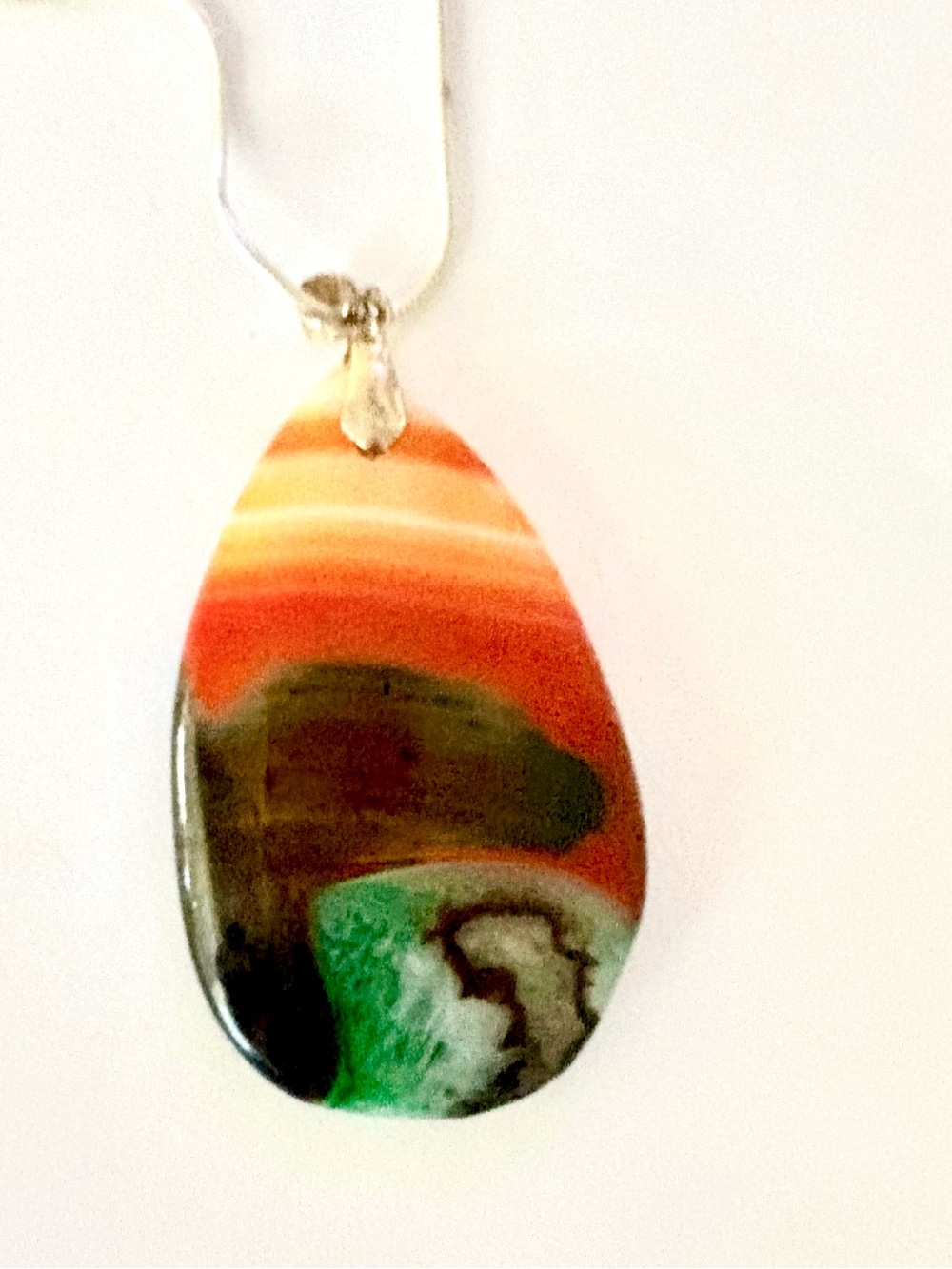 Beautiful, 2 inch, Druzy, Geode,Agate pendant on a silver chain.